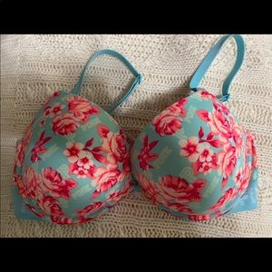 PINK wear everywhere super push-up